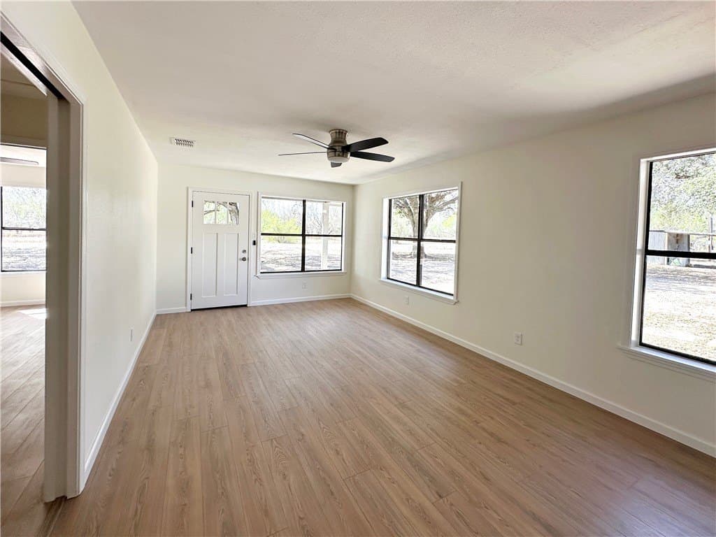 10 acres in Live Oak County - photo 10