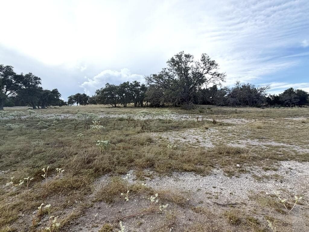 4.26 acres in Gillespie County - photo 7