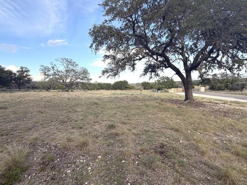 4.26 acres in Gillespie County - photo 12