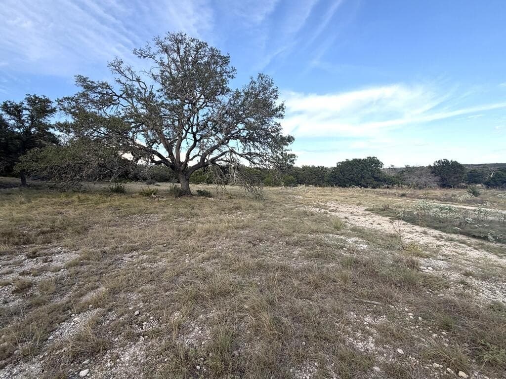 4.26 acres in Gillespie County - photo 9