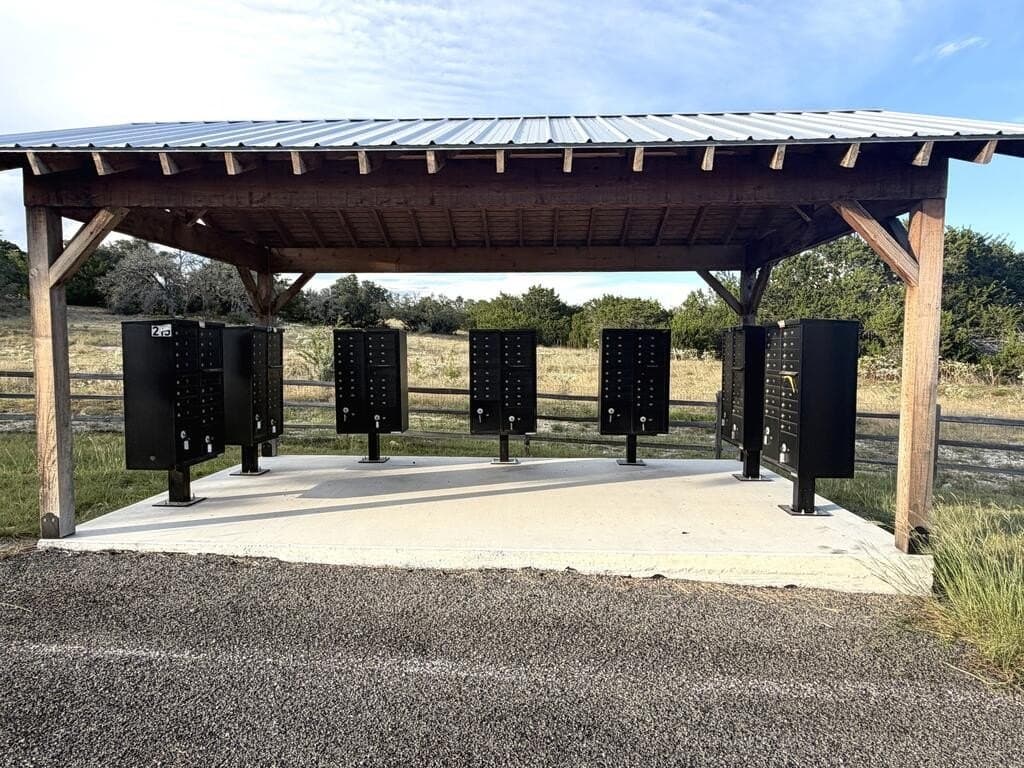 4.26 acres in Gillespie County - photo 3