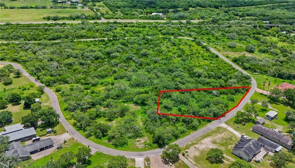 0.53 acres in Live Oak County - photo 6