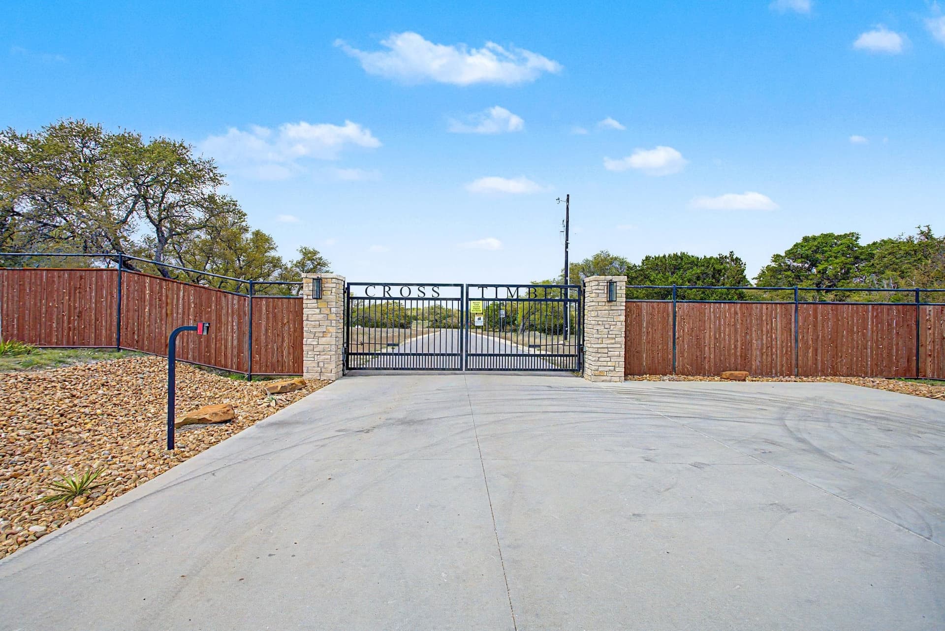 5.14 acres in Burnet County gallery image 2