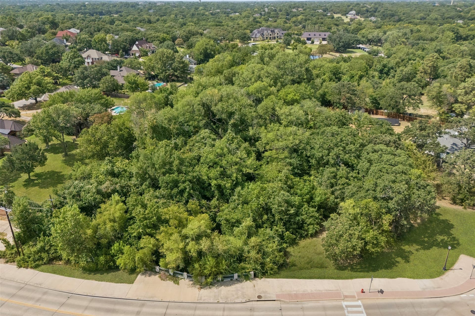1.36 acres in Tarrant County - photo 5