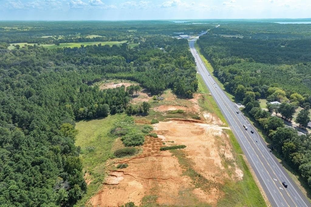 21.18 acres in Smith County gallery image 4