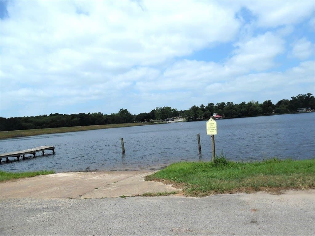 0.25 acres in Van Zandt County - photo 22