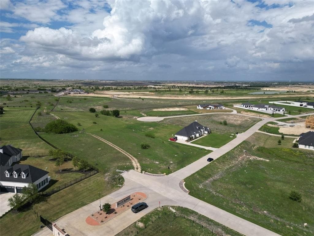 1.28 acres in Tarrant County gallery image 3