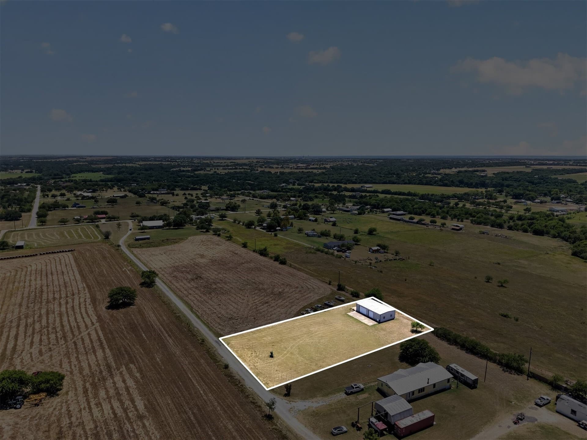 1 acres in Ellis County gallery image 2