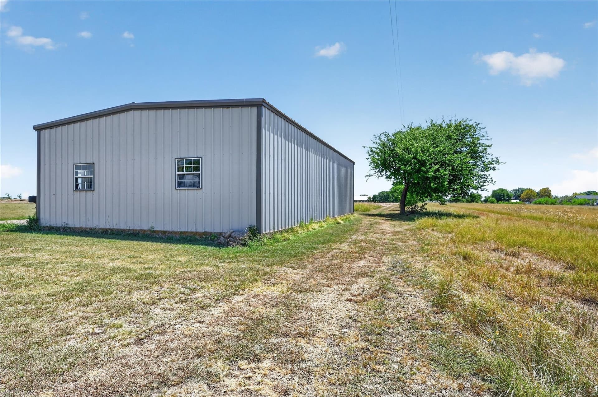 1 acres in Ellis County - photo 16