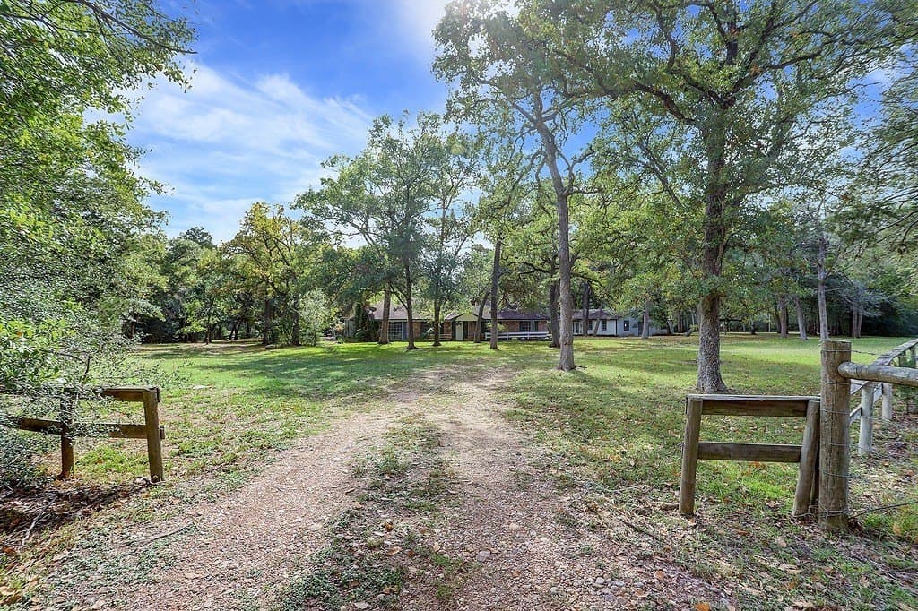 47.3 acres in Fayette County gallery image 2