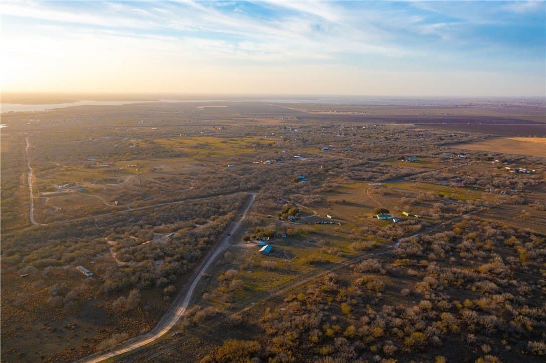 3.84 acres in San Patricio County - photo 6