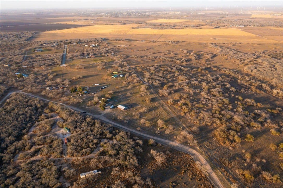 3.84 acres in San Patricio County gallery image 2