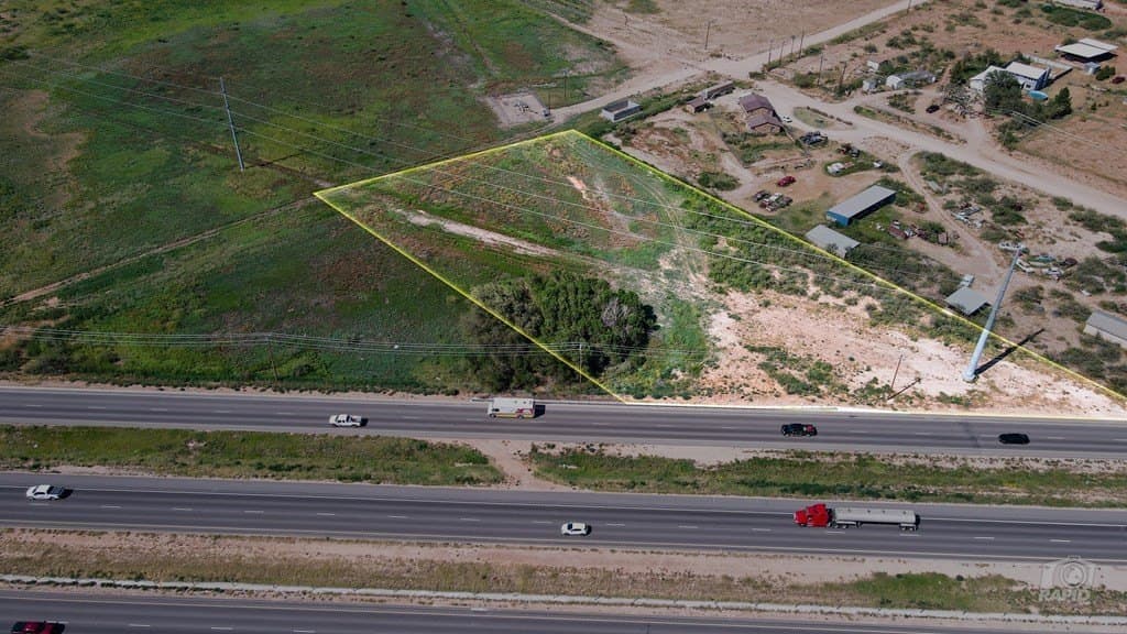 2.7 acres in Midland County gallery image 2