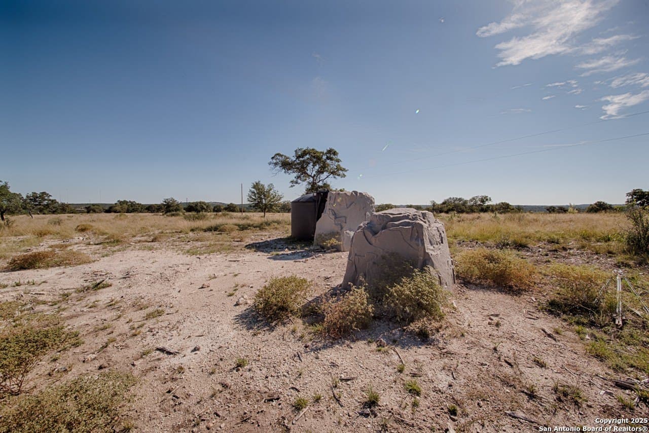 20 acres in Kimble County gallery image 3