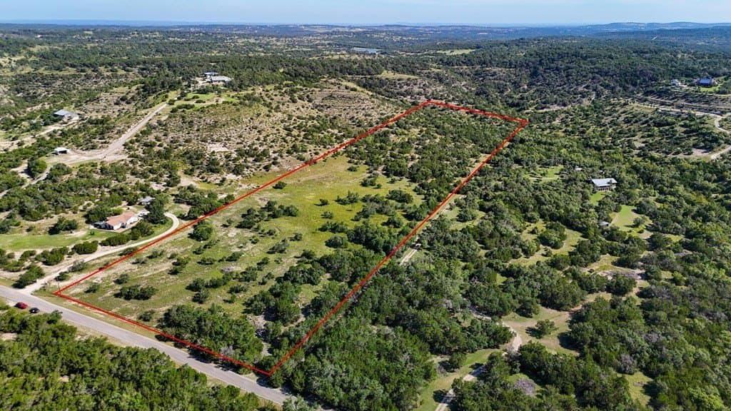17.76 acres in Hays County gallery image 2