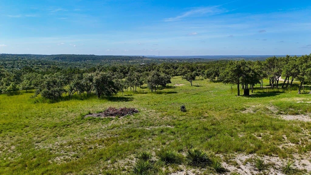 17.76 acres in Hays County gallery image 4