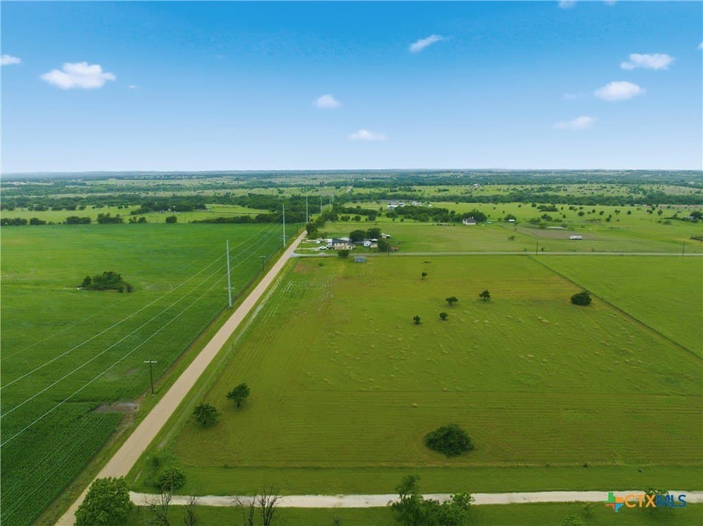 5 acres in McLennan County - photo 9