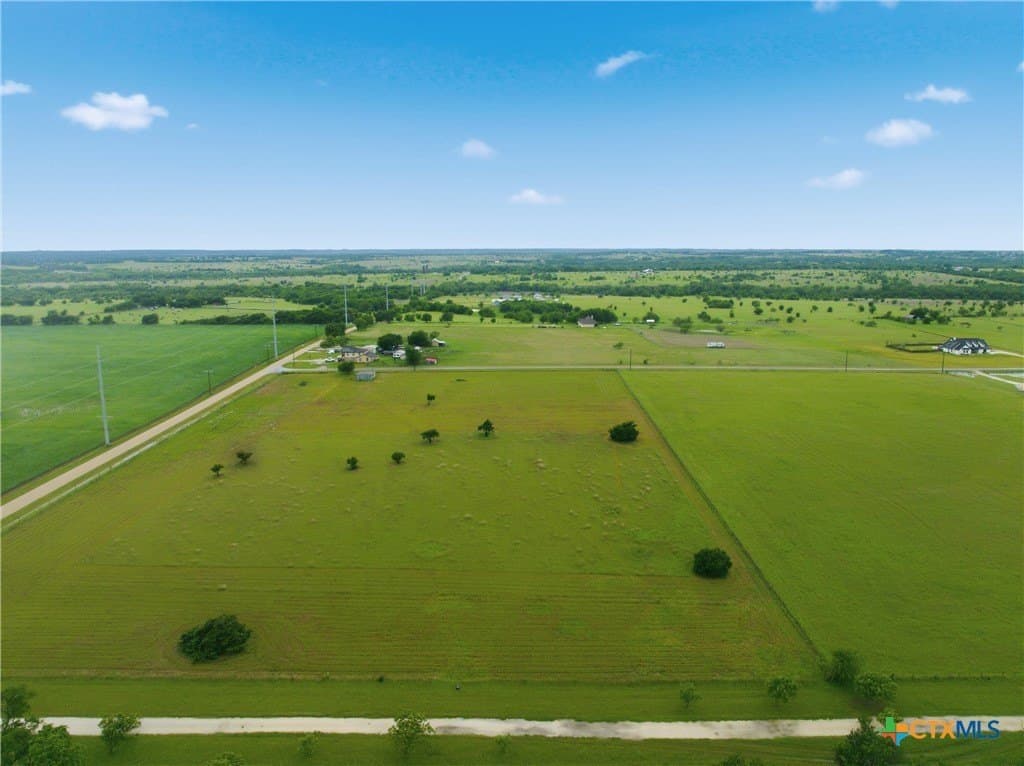 5 acres in McLennan County - photo 12