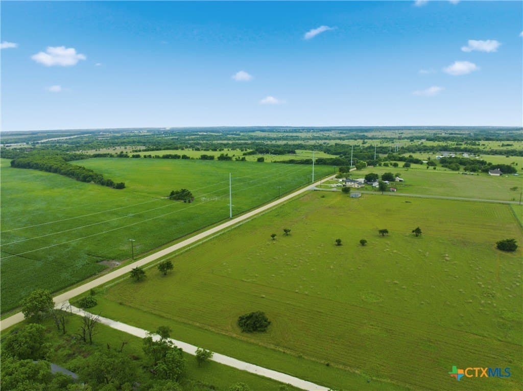 5 acres in McLennan County - photo 10
