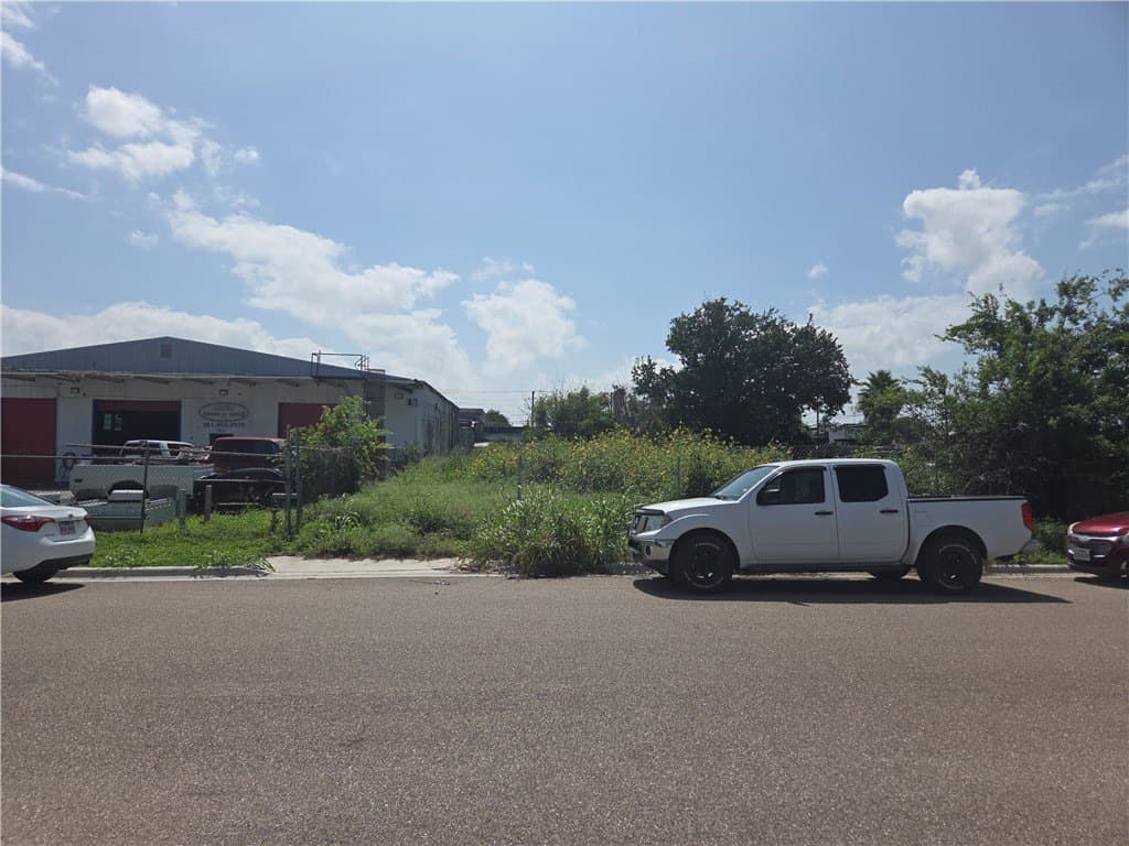 0.17 acres in Nueces County