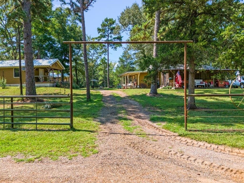 12 acres in Upshur County gallery image 4