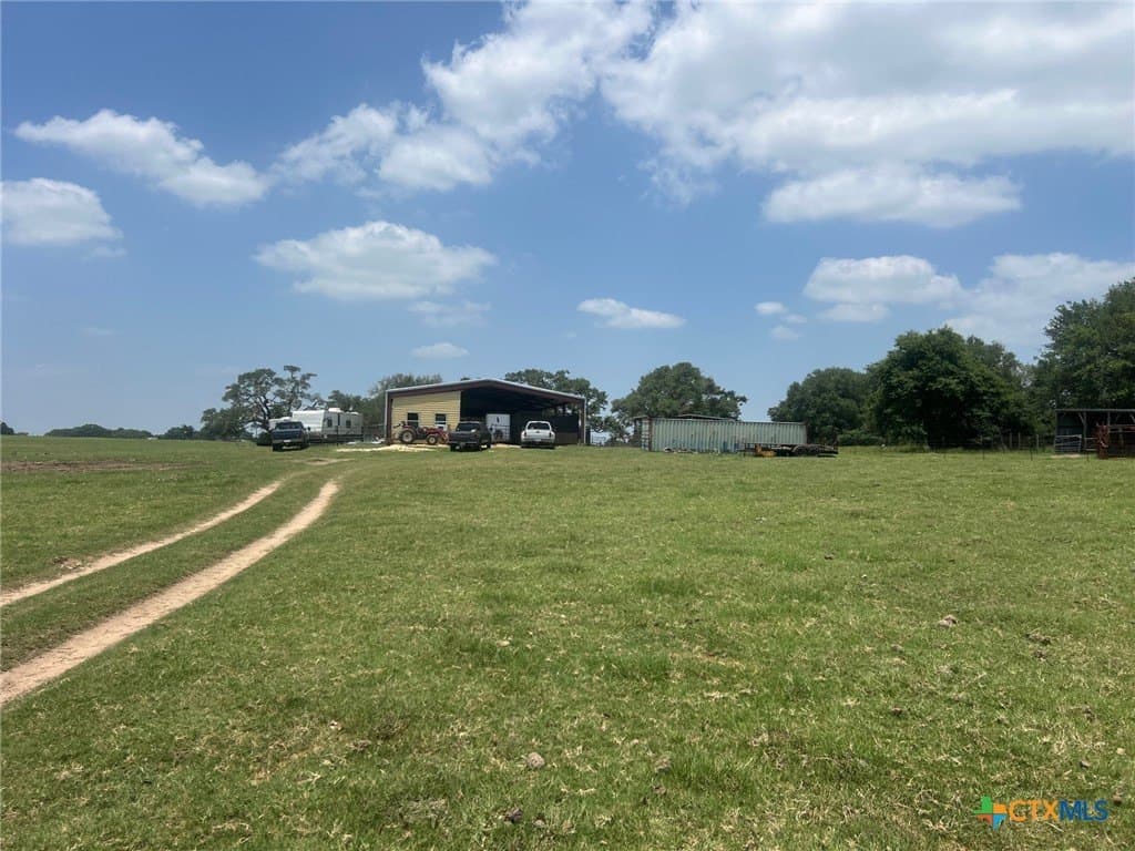 23.38 acres in Lavaca County - photo 9