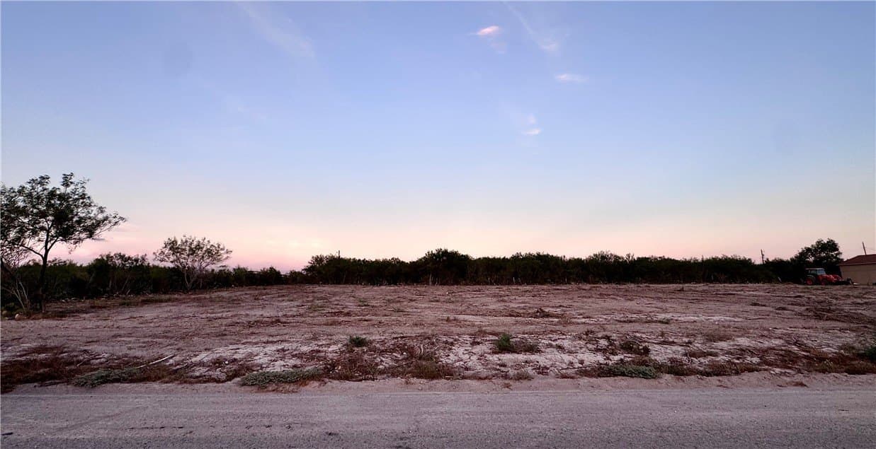 1.24 acres in Duval County - photo 7