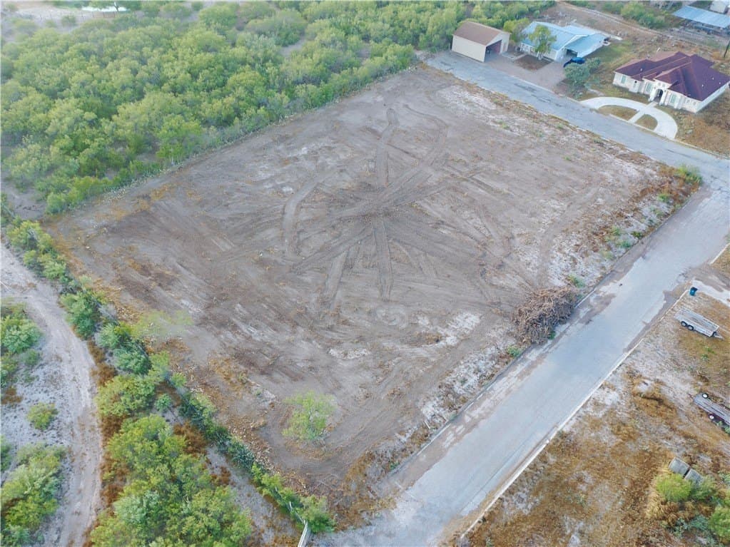 1.24 acres in Duval County - photo 6