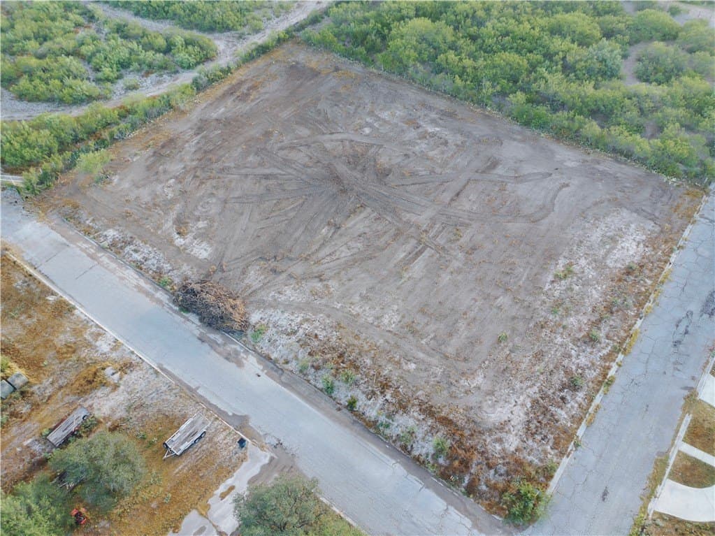 1.24 acres in Duval County