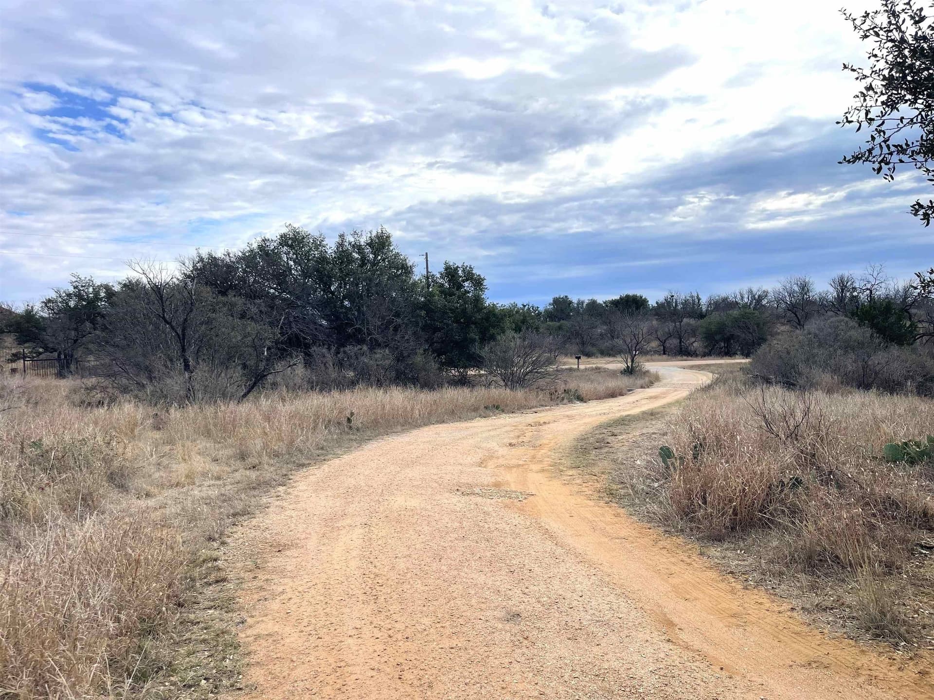 5.55 acres in Llano County