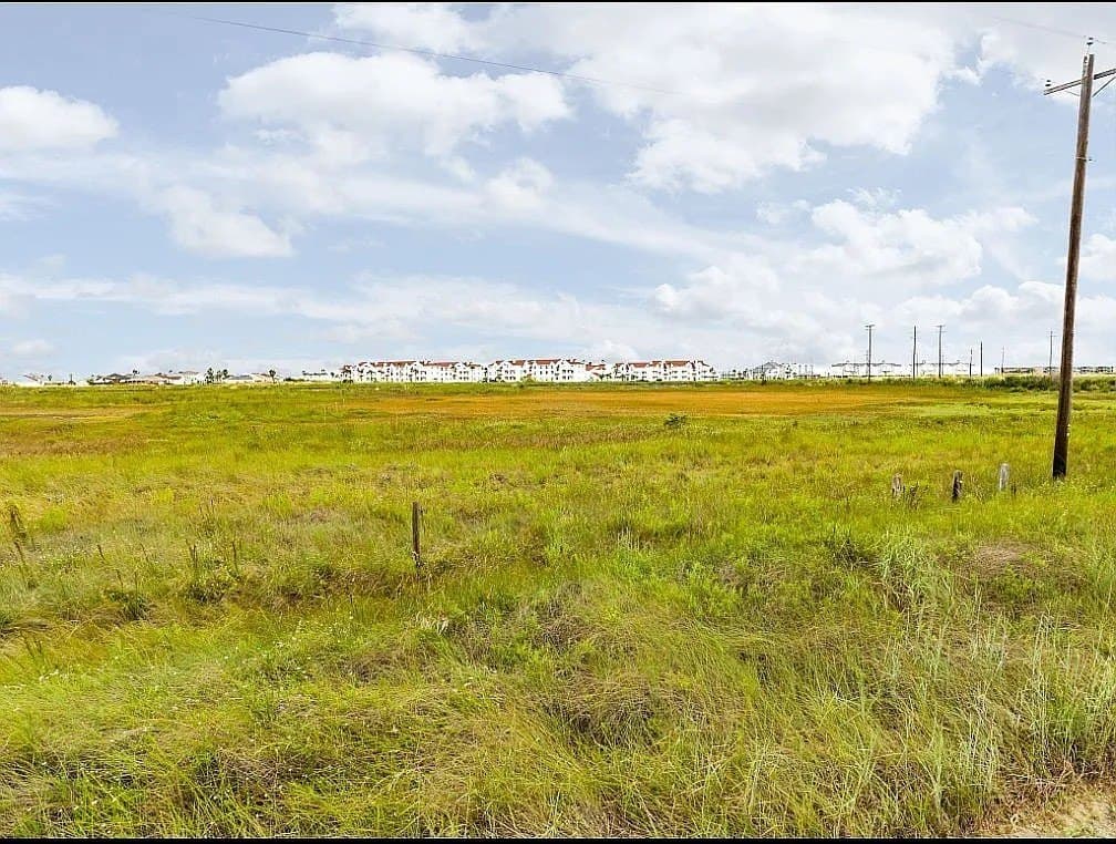 0.34 acres in Nueces County - photo 6