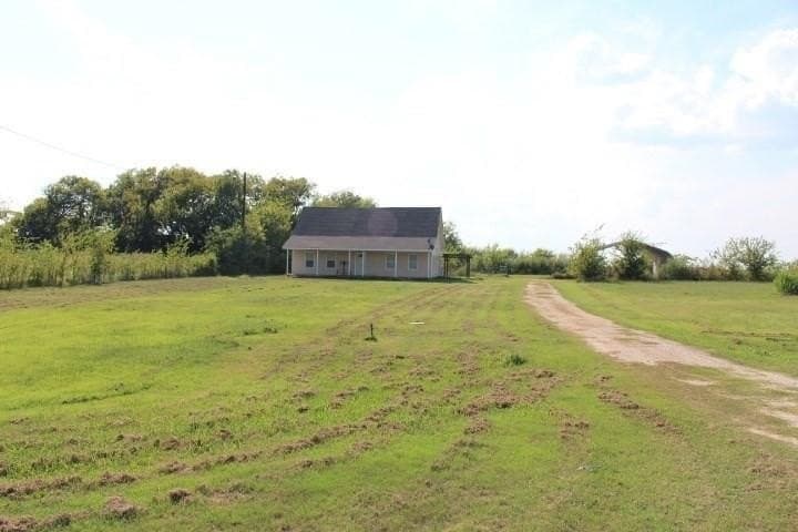 10.01 acres in Kaufman County gallery image 2