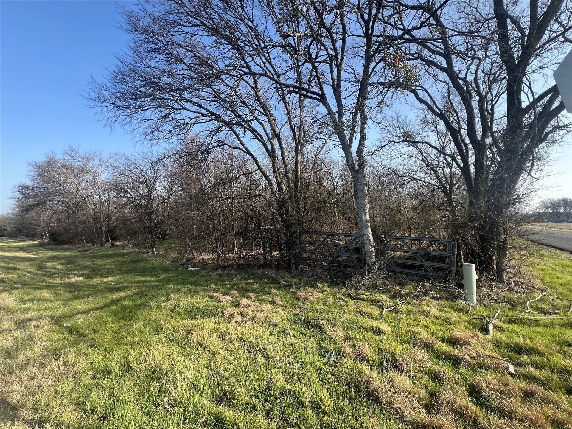 9.8 acres in McLennan County - photo 6