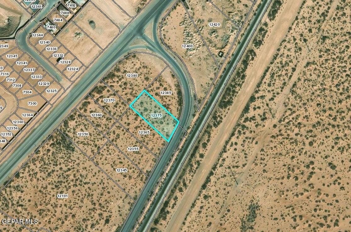 0.5 acres in El Paso County gallery image 3