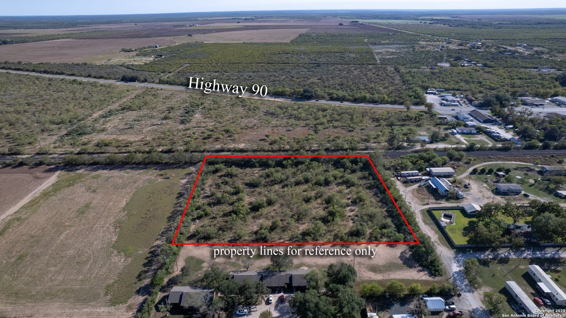 5.18 acres in Uvalde County gallery image 3