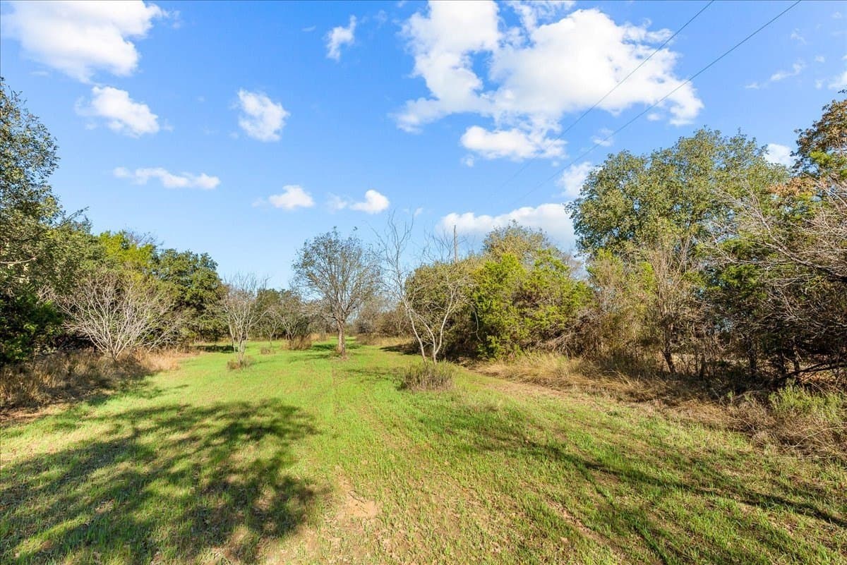 93.88 acres in Hill County - photo 30