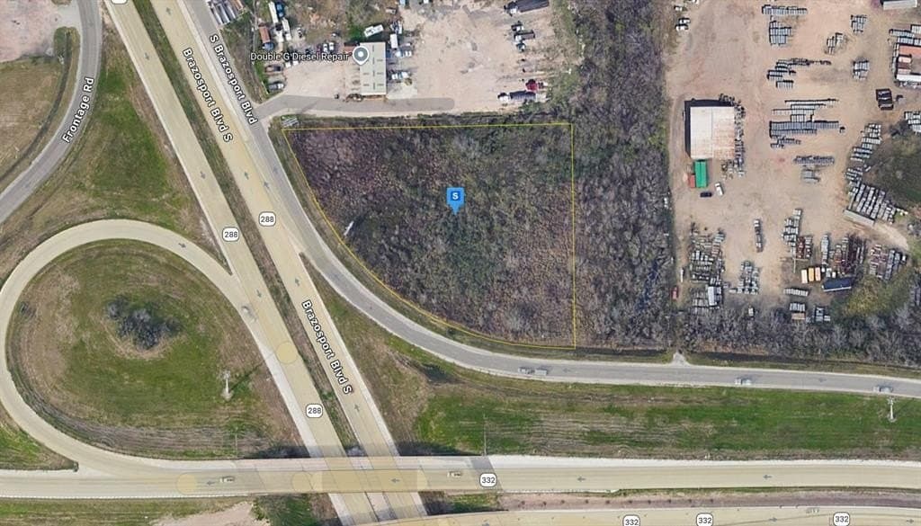 2.88 acres in Brazoria County