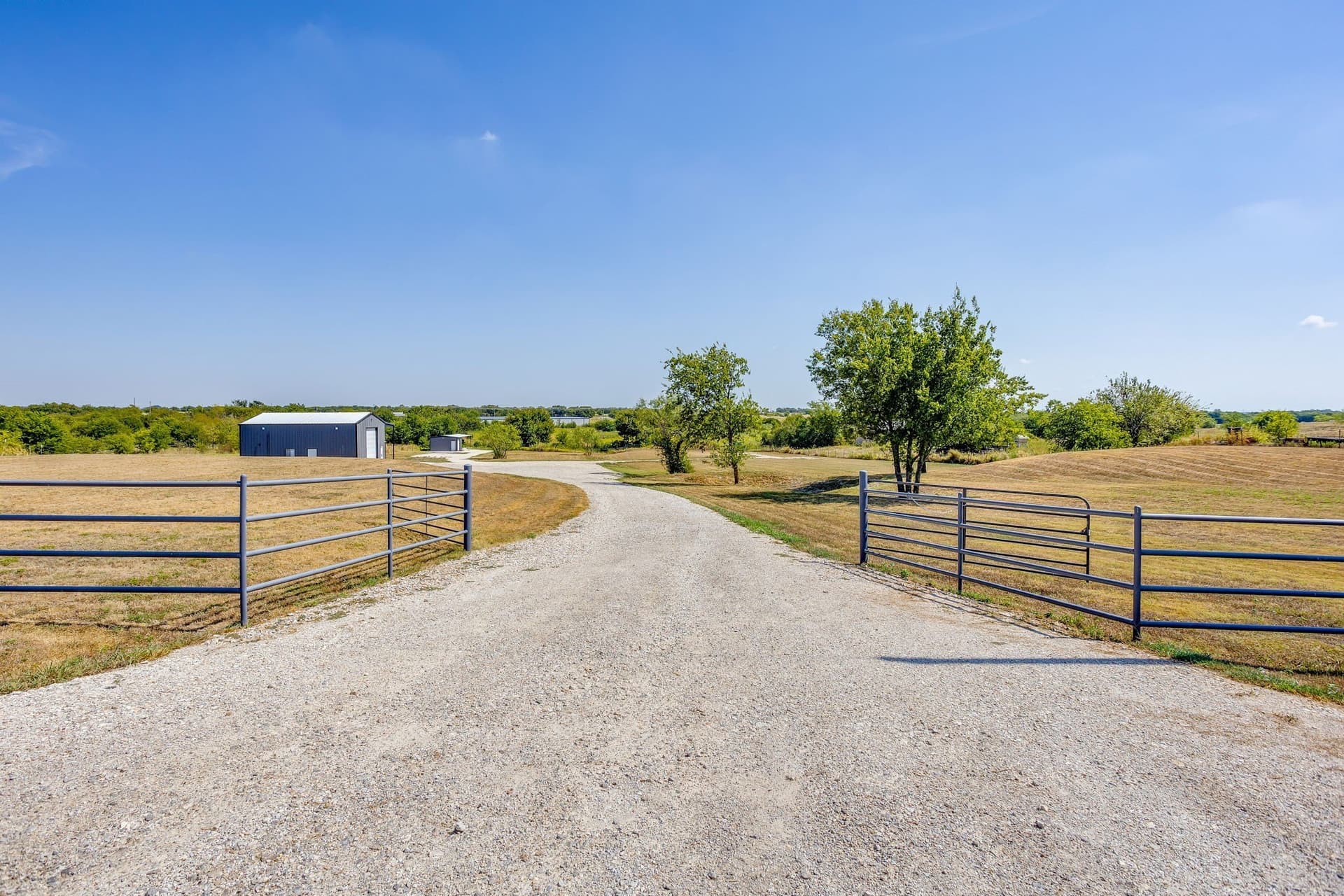 13.88 acres in Johnson County - photo 3