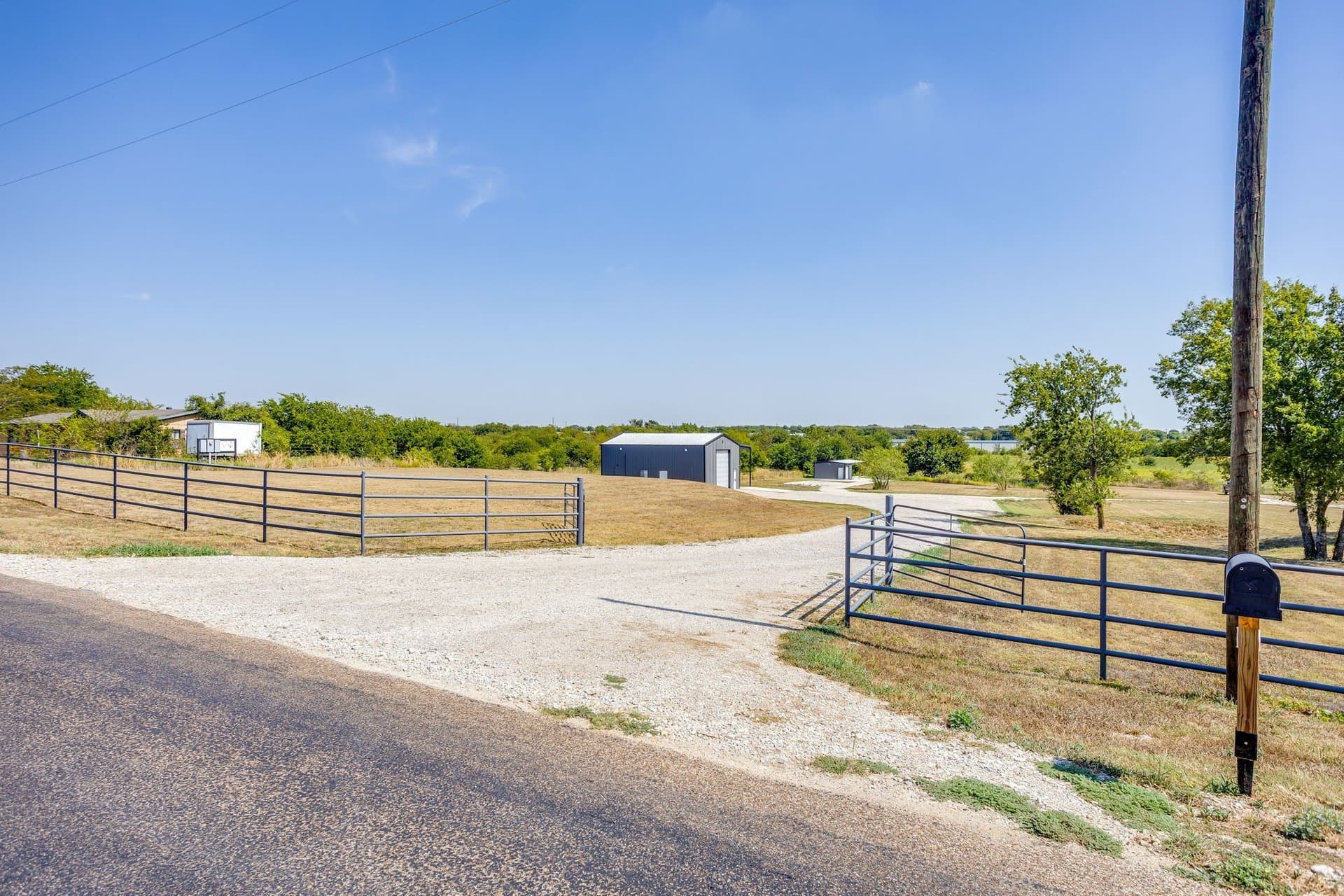 13.88 acres in Johnson County - photo 4