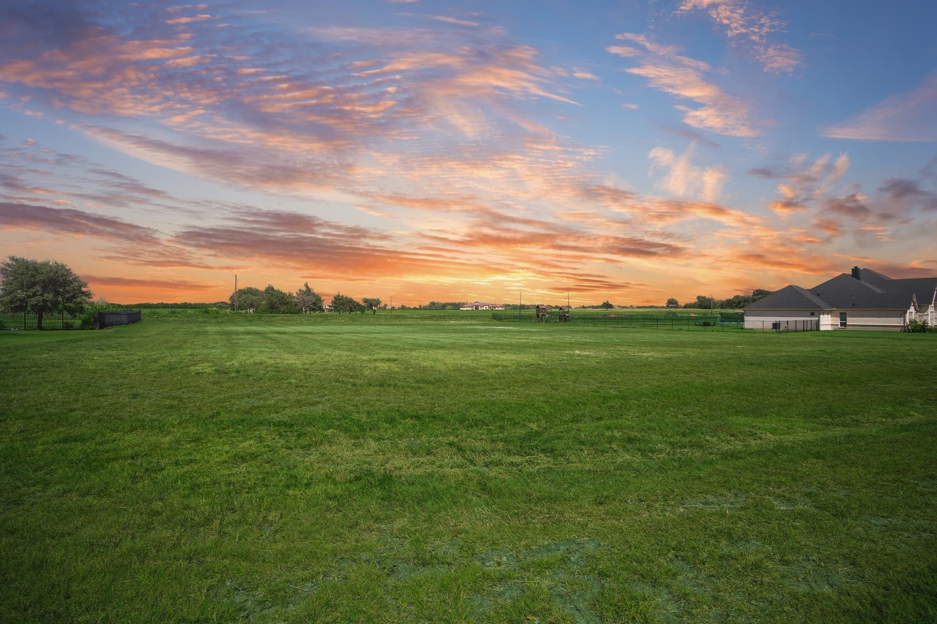 1.5 acres in Rockwall County - photo 2