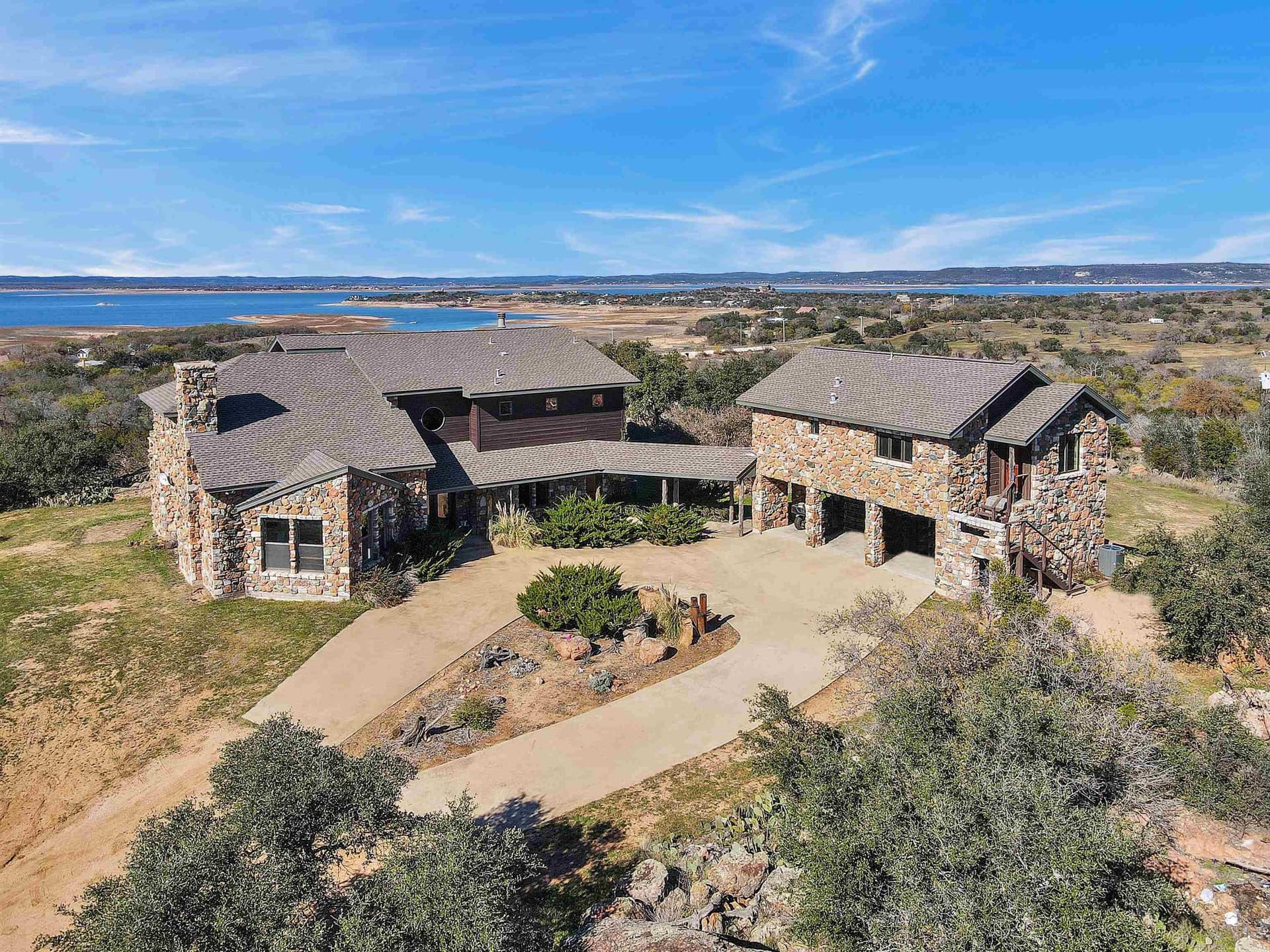 10 acres in Burnet County