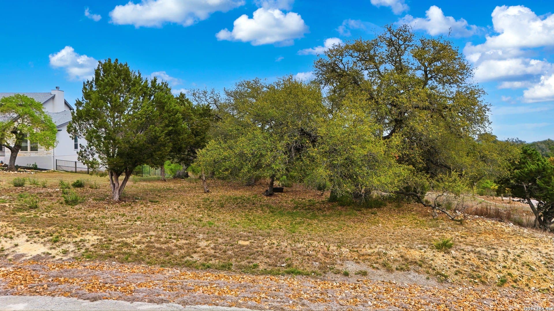 1 acres in Comal County gallery image 2