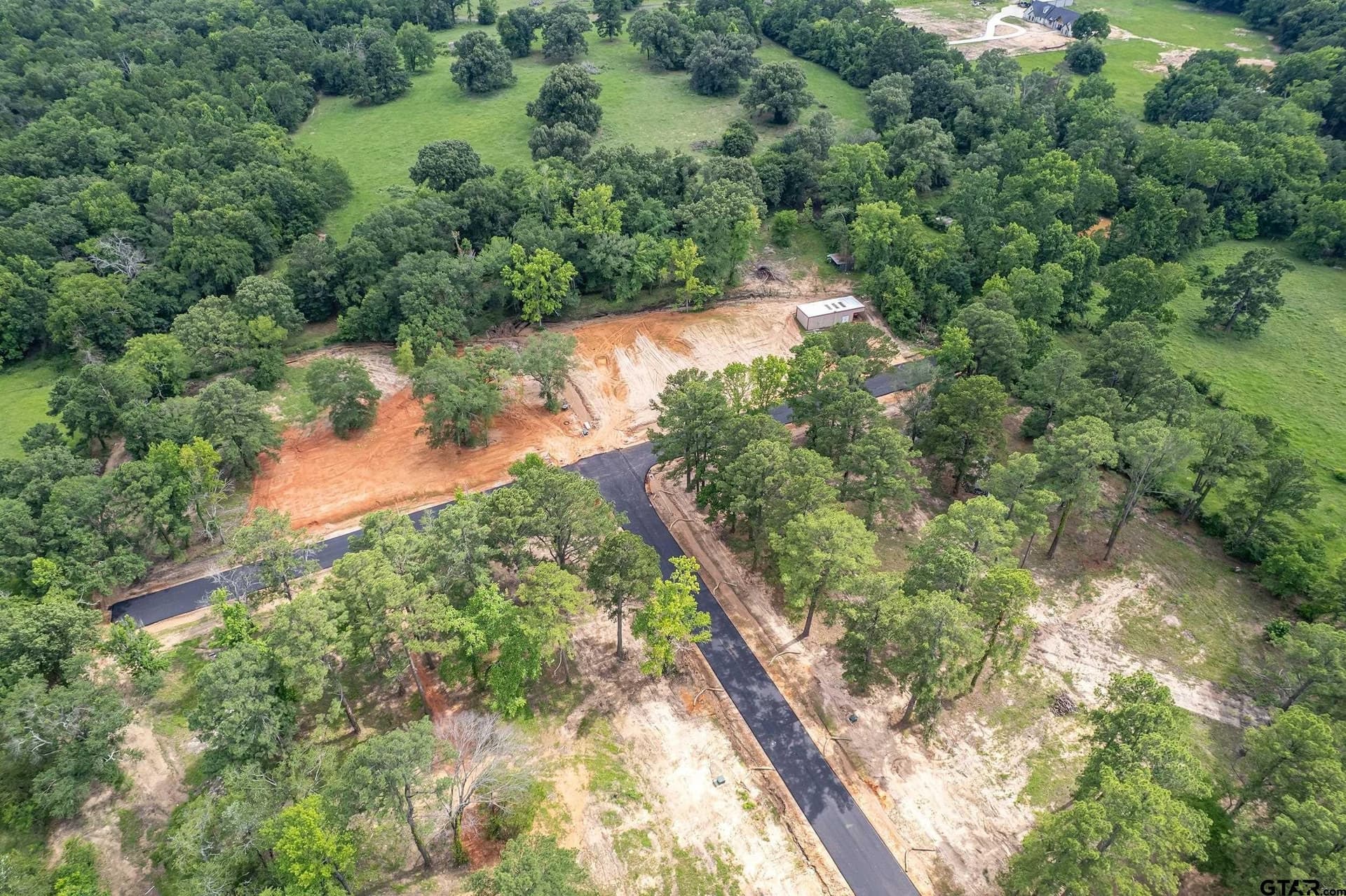 0.27 acres in Smith County - photo 6