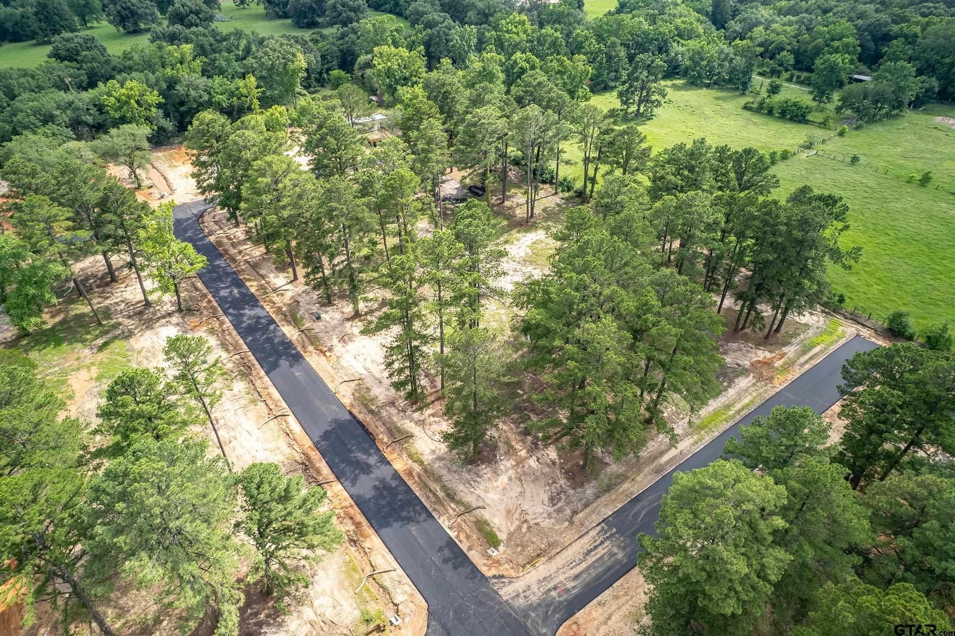 0.27 acres in Smith County - photo 18
