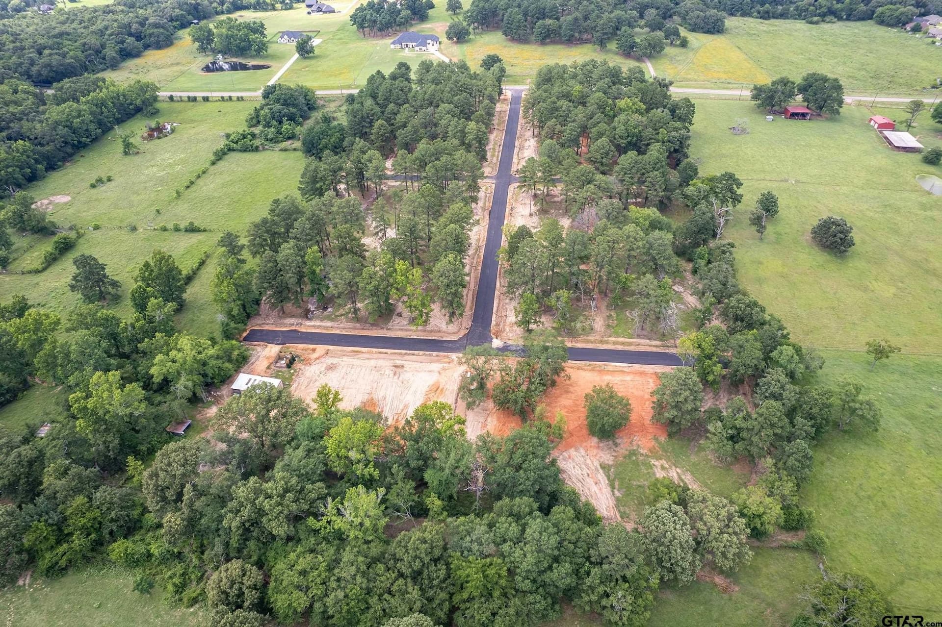 0.27 acres in Smith County - photo 8