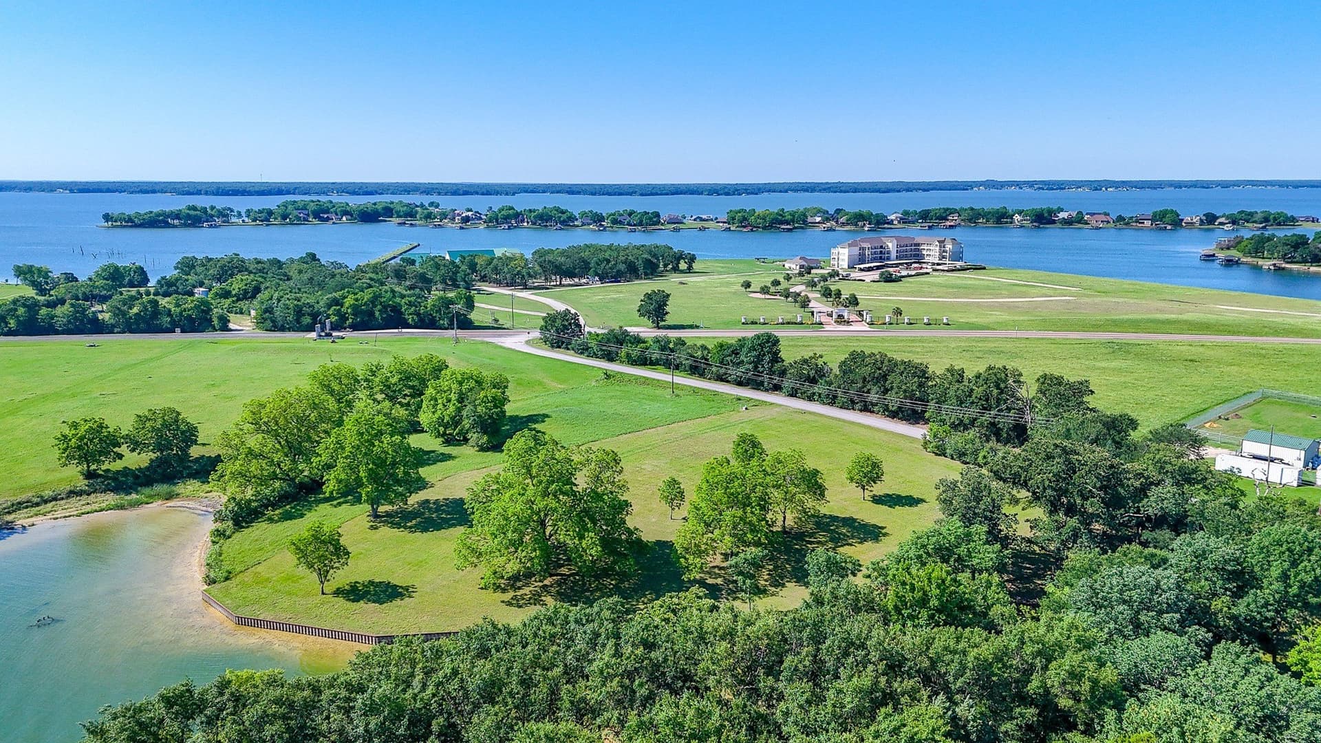2.06 acres in Navarro County gallery image 4