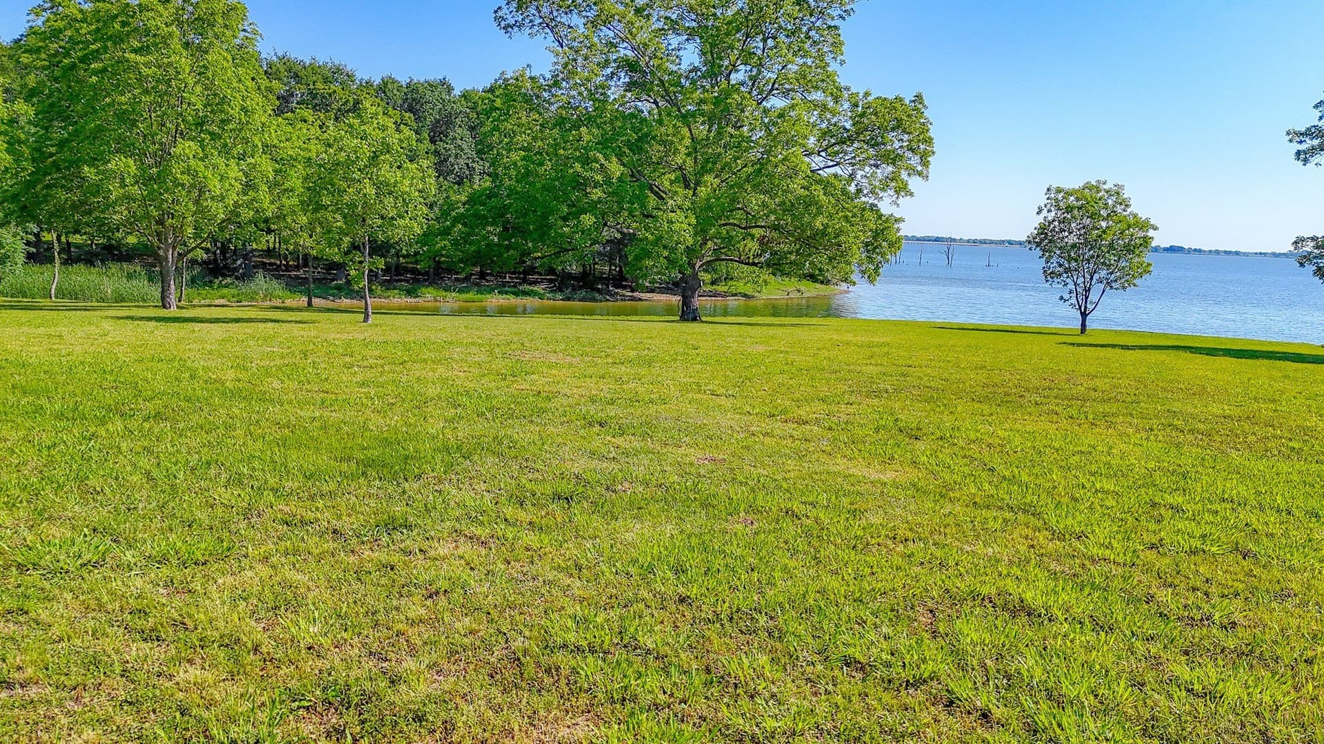 2.06 acres in Navarro County - photo 11