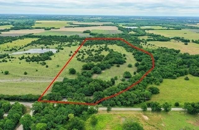 27.16 acres in Hunt County