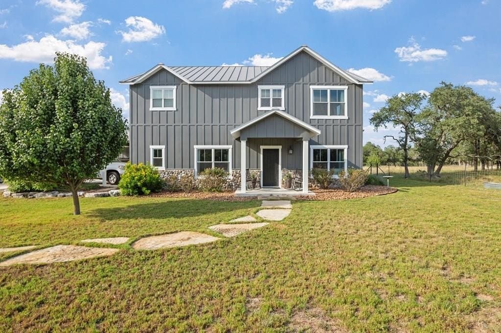 24.99 acres in Kerr County