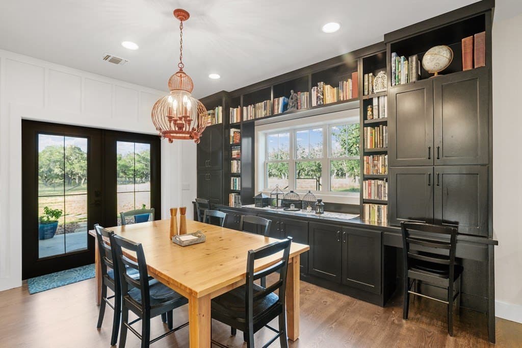 24.99 acres in Kerr County gallery image 4